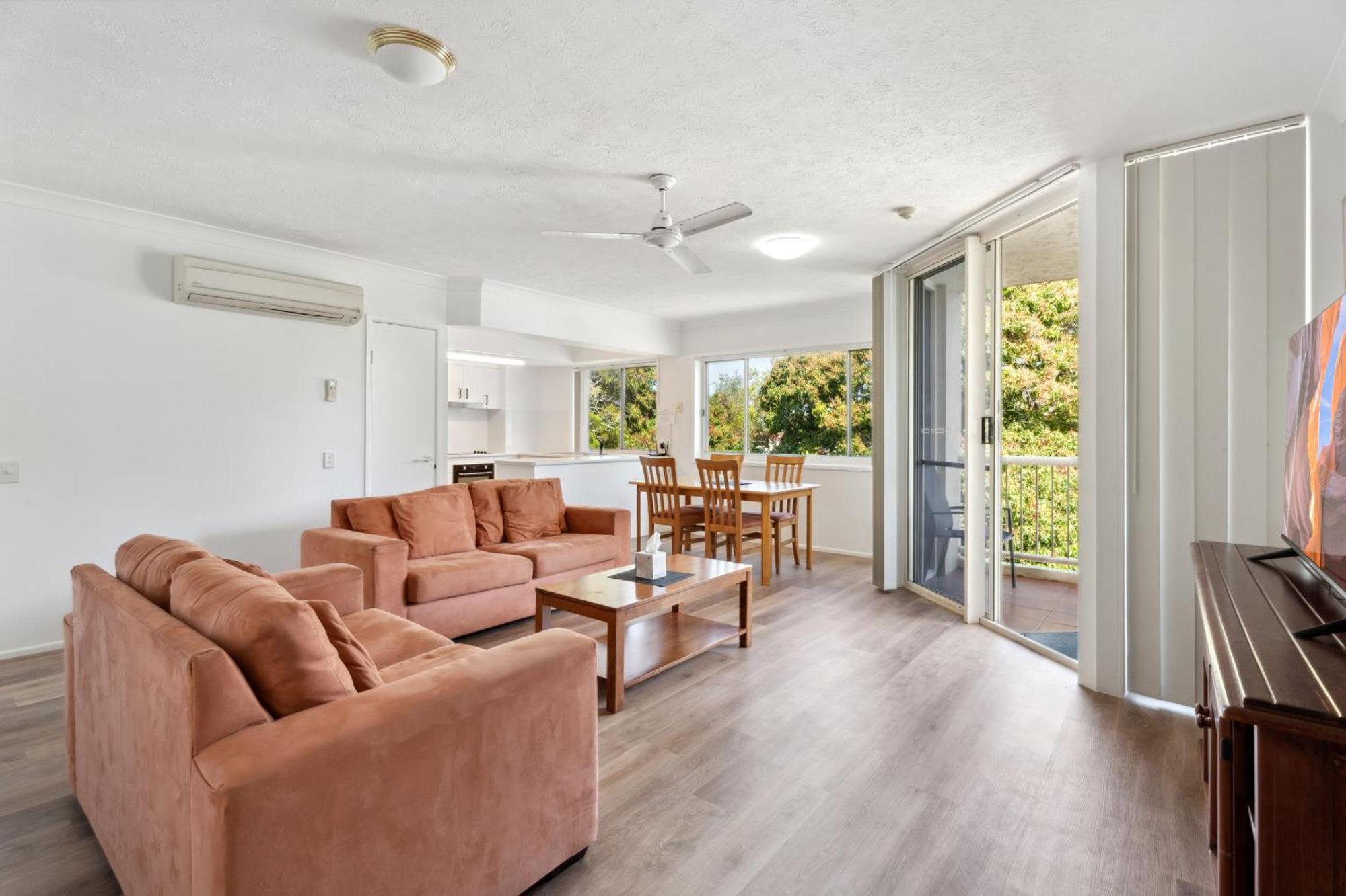 Charlton On The Esplanade Lejlighedshotel Hervey Bay Eksteriør billede