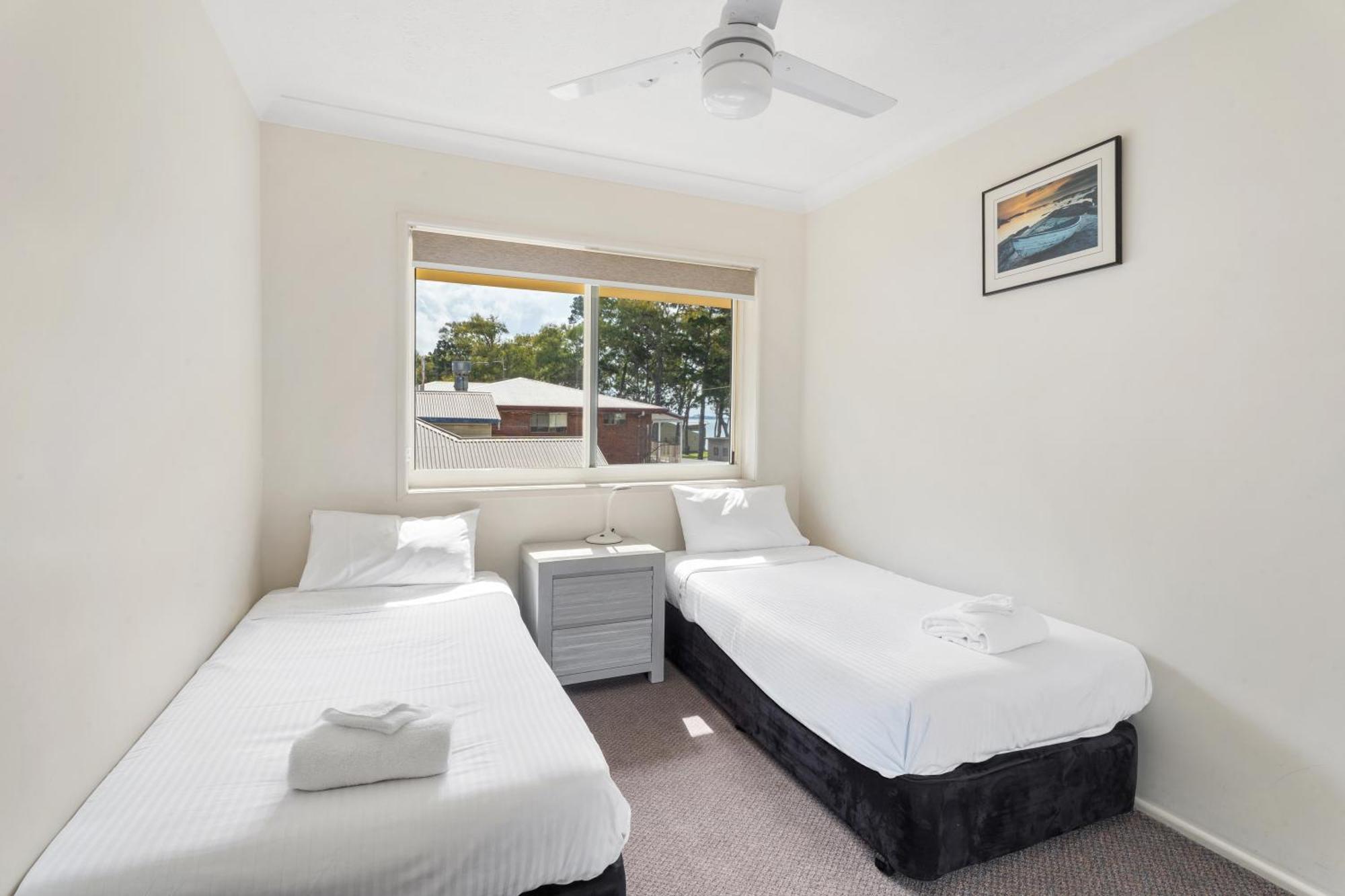Charlton On The Esplanade Lejlighedshotel Hervey Bay Eksteriør billede