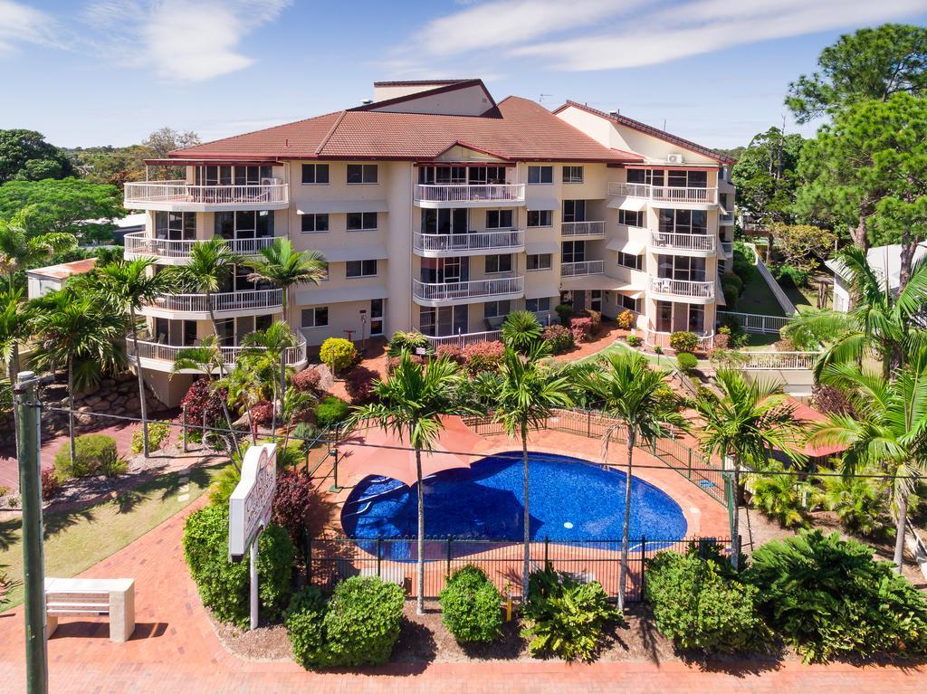 Charlton On The Esplanade Lejlighedshotel Hervey Bay Eksteriør billede