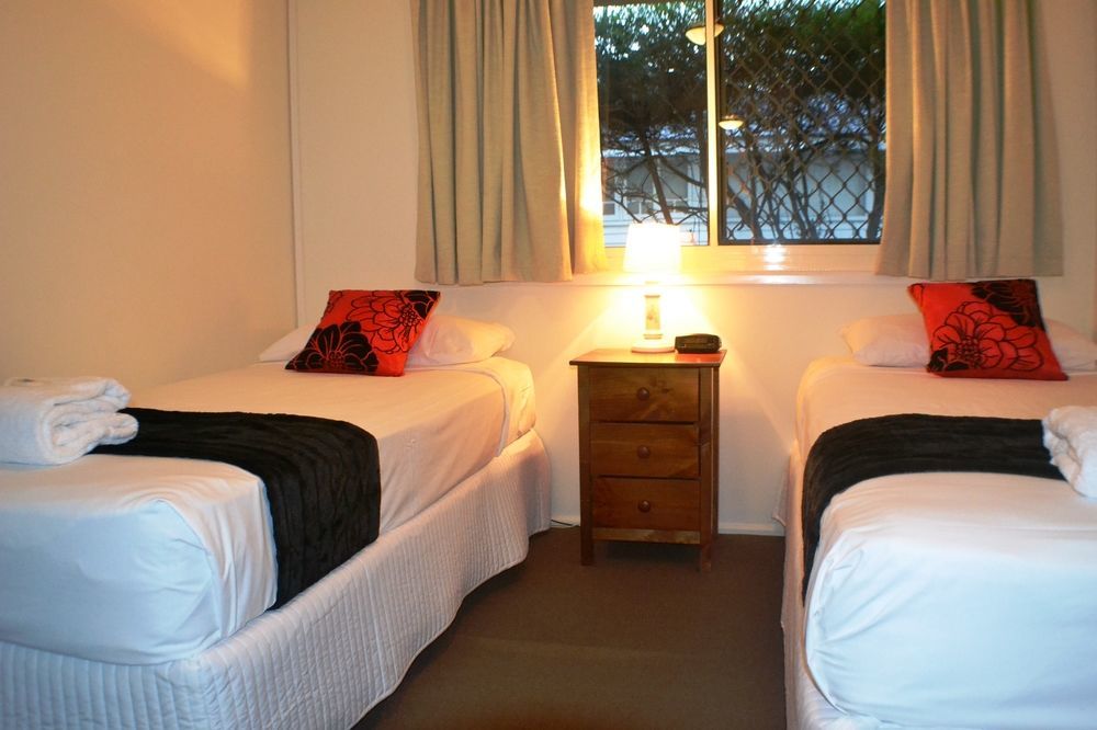 Charlton On The Esplanade Lejlighedshotel Hervey Bay Eksteriør billede