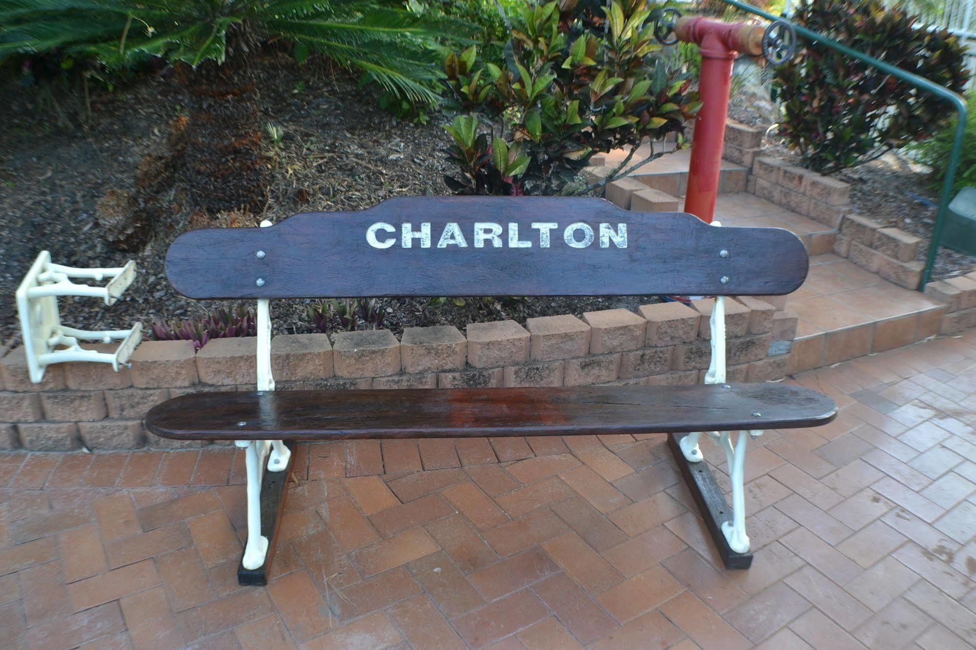 Charlton On The Esplanade Lejlighedshotel Hervey Bay Eksteriør billede