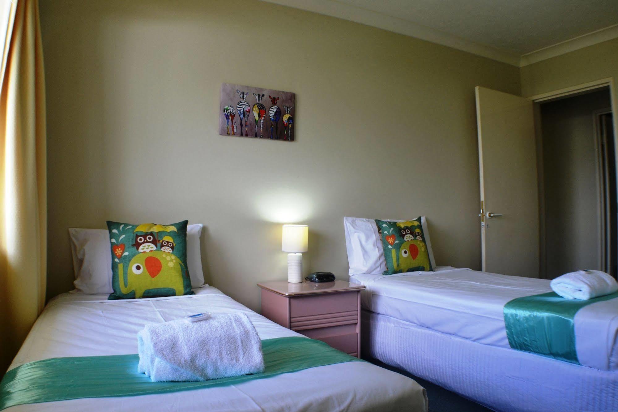 Charlton On The Esplanade Lejlighedshotel Hervey Bay Eksteriør billede